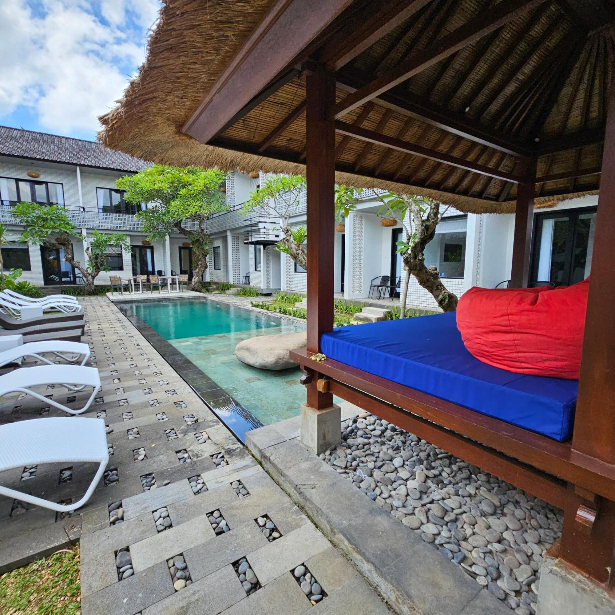 Chandi Hotel Ubud Esterno foto